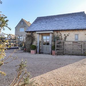 Pudding Hill Barn Cottage Сайренстер Exterior photo