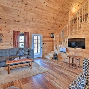 Вилла Quiet And Secluded Berea Cabin On 70-Acre Farm! Exterior photo