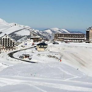 Апартаменты T3 Au Pied Des Pyrenees Pointis-de-Riviere Exterior photo