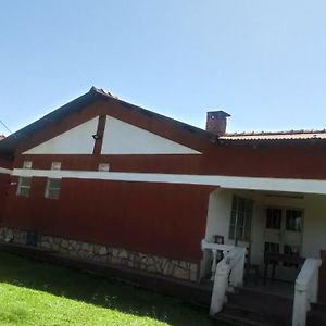 Knowledge For Change House Fort Portal Exterior photo