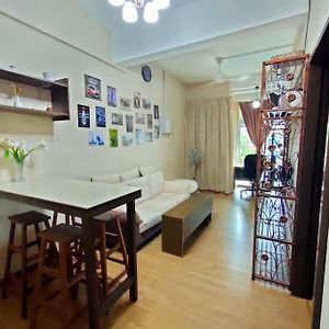 1 Minutes To Tower Sentral Intan Homestay 6 Rooms Телук-Интан Exterior photo