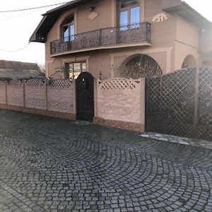 Отель Катерина Чинадиево Exterior photo