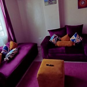 The Purple Gem Airbnb -South B- Oak South Apartments Найроби Exterior photo
