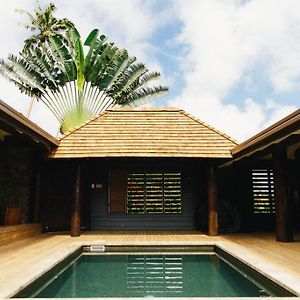 Beachfront Villa - Pod House, Private Plunge Pool Савусаву Exterior photo