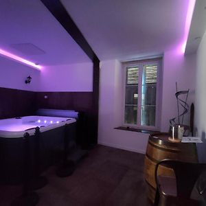 Апартаменты #Fer Rever 63# Jacuzzi #Salle De Sport En Supplement Et Sur Demande#Musculation Тьер Exterior photo