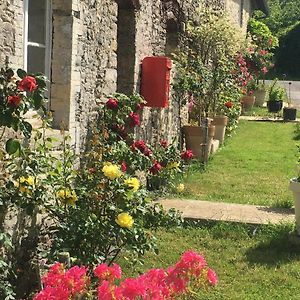 Bed and Breakfast Chez Thomas 7 Route Du Monde Ancien Saint-Georges-D'Aunay Exterior photo