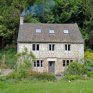 Вилла Driftcombe Farmhouse Bisley  Exterior photo