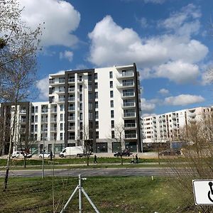 Апартаменты Apartament Corner Сьрем Exterior photo