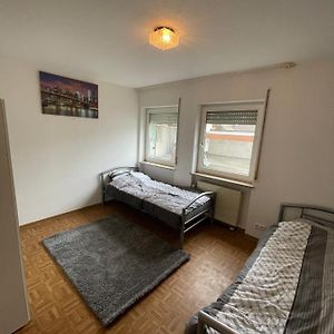 Отель 1 Zimmer Fuer 2 Personen Брухзаль Exterior photo