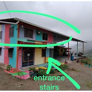 Mak Homestay Upstairs With 5 Bedrooms Kundasang Exterior photo