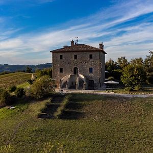 Вилла Palazzo Serre - Natura & Piscina Сан-Лео Exterior photo