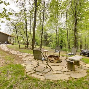 Вилла French Lick Cabin With Covered Porch And Gas Grill! Exterior photo