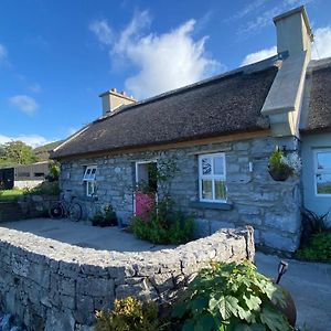 Oranuisce Thatch Cottage Балливон Exterior photo