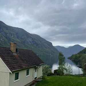 Вилла Aurland Feriehus Exterior photo