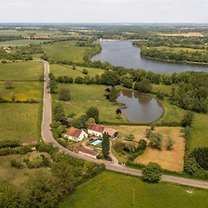 Вилла Gite La Voliere Ouverte Valigny Exterior photo