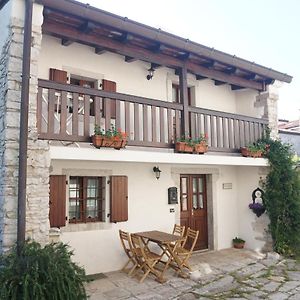 Вилла Casa Vacanze Alenka Borgo Grotta Gigante Exterior photo