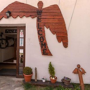 Bike Bistro A Penzion U Vsech Andelu Нове-Место-под-Смркем Exterior photo