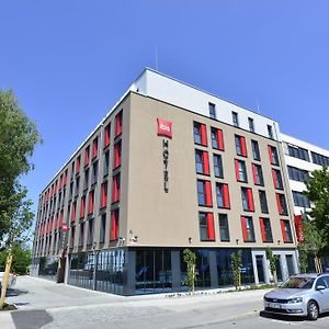 Отель Ibis Muenchen City Ost Exterior photo