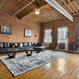 Апартаменты Gorgeous Downtown Detroit Loft - Fully Equipped Exterior photo