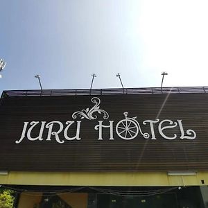 Juru Hotel Букит-Мертаджам Exterior photo