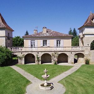 Bed and Breakfast Domaine De Monplaisir Caylus Exterior photo