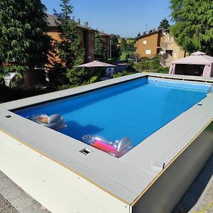 Appartamento Con Piscina E Giardino Толе Exterior photo