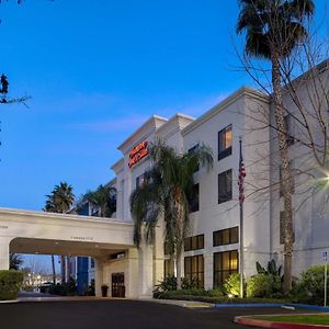 Hampton Inn & Suites Туларе Exterior photo