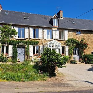 La Paix, Gite Bucolique En Normandie Conde-sur-Noireau Exterior photo
