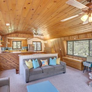 Вилла Colorful Alpine Cabin With Deck And Mountain View Pine Mountain Club Exterior photo