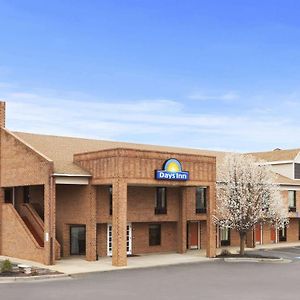 Days Inn By Wyndham Фармвилл Exterior photo