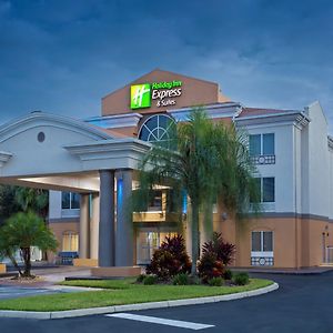 Holiday Inn Express & Suites Tavares, An Ihg Hotel Exterior photo