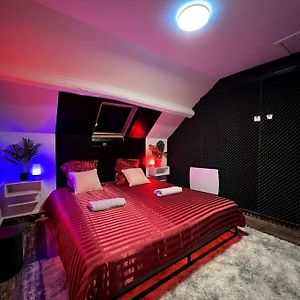 Red Love-Room / Balneo & Plus ! Souppes-sur-Loing Exterior photo