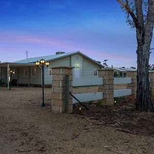 Вилла The Murray River Weekender Ulupna West Exterior photo