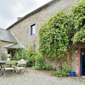 Вилла L'Aberma - Maison A La Campagne Au Fil De L'Eau Saint-Lormel Exterior photo