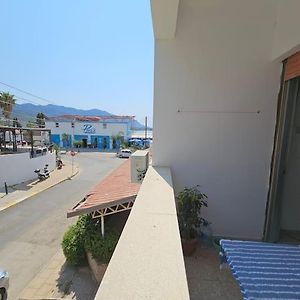 Апартаменты Cosy Flat Next To Beach Кирения Exterior photo