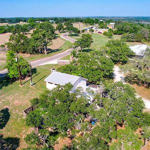 Вилла Luxury 23-Ac Ranch Casita With Hot Tub And Firepit! Luckenbach Exterior photo