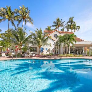 Comfy Apartments At Sheridan Ocean Club In Florida Дания-Бич Exterior photo