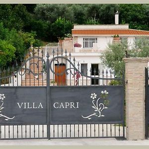 Villa Capri Фонди Exterior photo