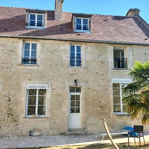 Bed and Breakfast La Chambre Des Remparts Фалез Exterior photo