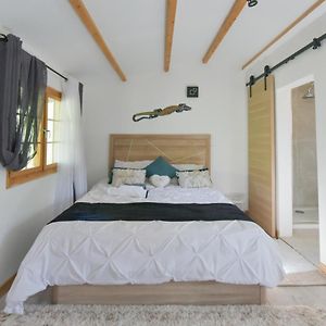 Вилла Wood Chalet 1 Monaco Forest La Turbie - Sleeps 5 People Exterior photo