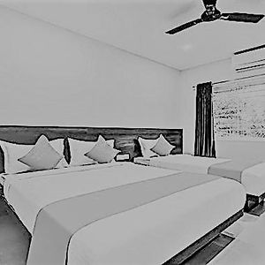 Fabhotel Inn & Suites Бангалор Exterior photo