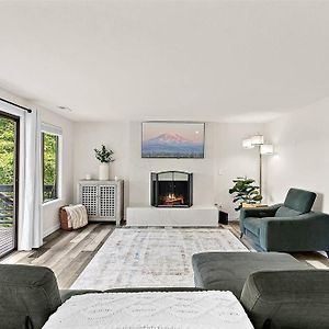 Вилла Secluded Sanctuary With A View Of The Puget Sound Гиг-Харбор Exterior photo
