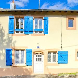 Апартаменты Aux Volets Bleus Badonviller Exterior photo