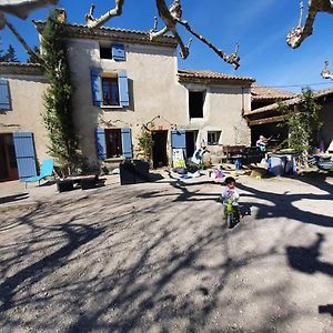 Bed and Breakfast La Ferme Des Demoiselles Саррьян Exterior photo