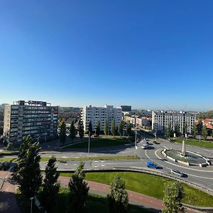 Apartment With City Skyline Леэварден Exterior photo