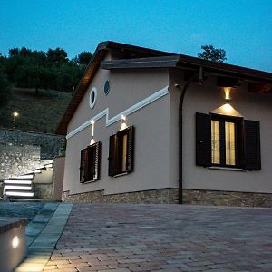 L'Antica Fontana - Casa Vacanze B&B Виджанелло Exterior photo