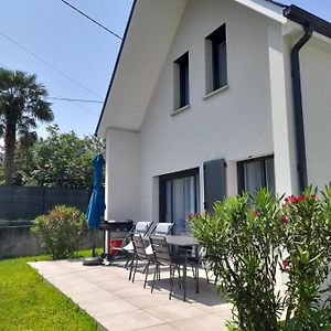 Вилла Gite Les Iris Fleurs Des Pyrenees - Climatisation - Borne Vae Аржеле-Газо Exterior photo