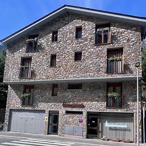 Apartaments Turistics El Buner Ордино Exterior photo