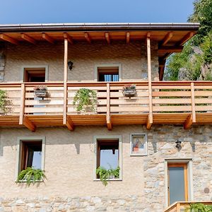 Вилла Green Chalet Scalotta - Nature Relax Lake View Дервио Exterior photo