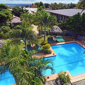 Coconut Palms Resort & Diamond Casino Порт-Вила Exterior photo
